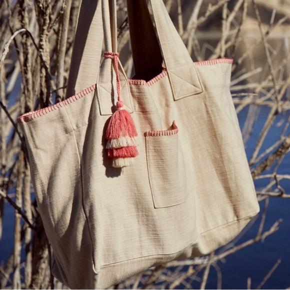 aerie Stitched Tote Bag - Picture 4 of 8